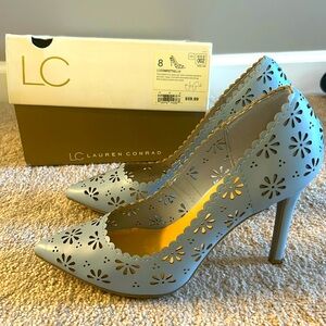 Jessica Simpson baby blue pumps